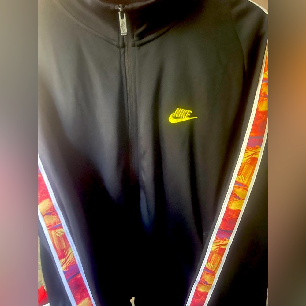 XL Mens Nike track Jacket